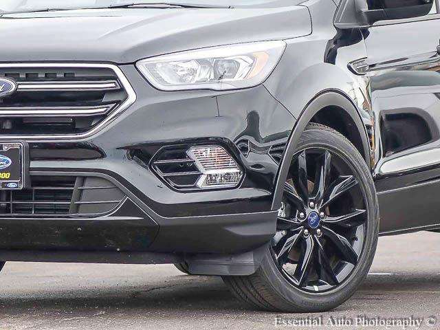 Ford Escape 2017 photo 2